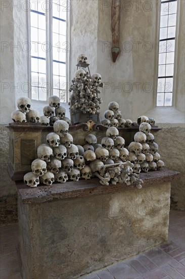 Altar with skull and bones