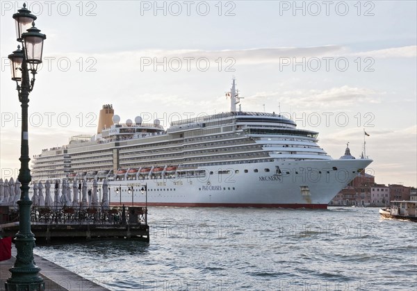 Cruise ship Arcadia