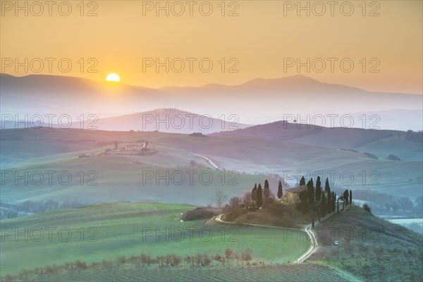 Podere Belvedere farmhouse at sunrise