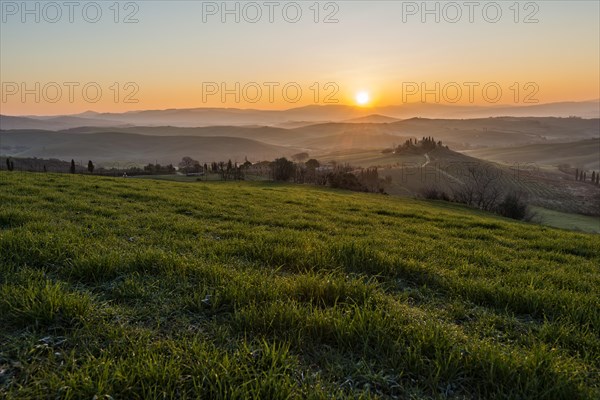 Podere Belvedere farmhouse at sunrise