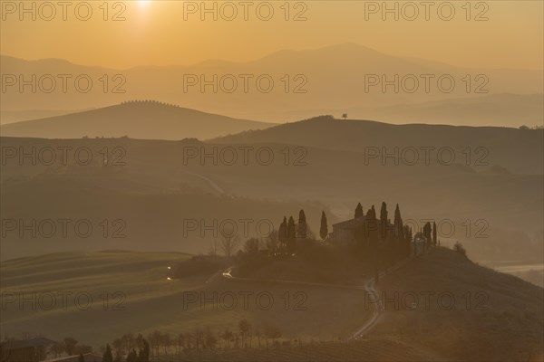 Podere Belvedere farmhouse at sunrise