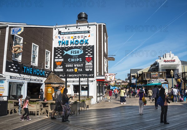 Shops and restaurants at Pier 39