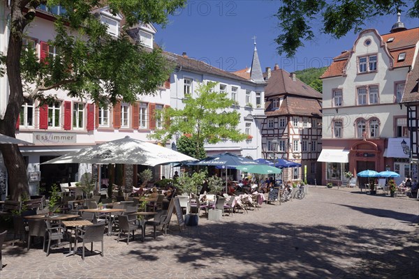 Sidewalk cafes on the market square