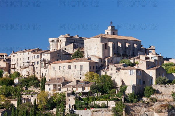 Historic centre with Renaissance castle
