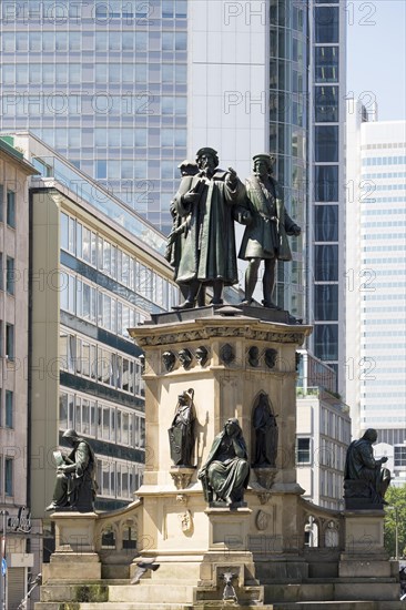 Gutenberg monument