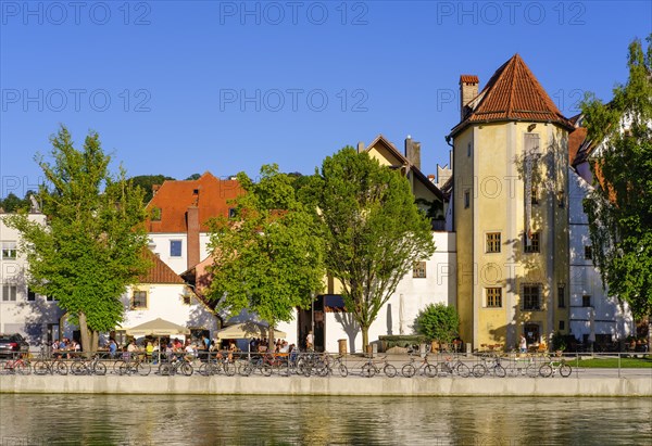 Skirt tower at Isar promenade