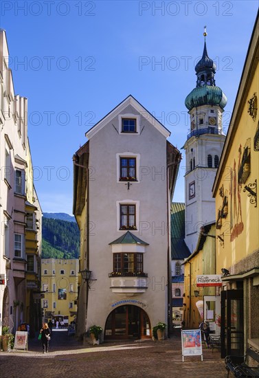 Wallpachgasse with parish church St. Nikolaus