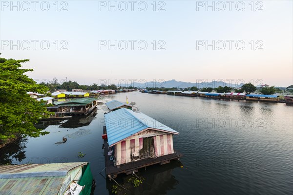 Floating houses