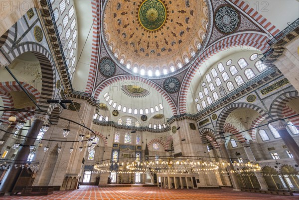 Qibla wall with dome