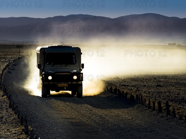 Land Rover driving in the Kulala Wilderness Reserve