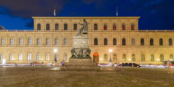 Max-Joseph-Platz with Monument King Max I Joseph in the evening