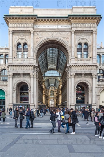 Arch at the entrance to the Galleria Vittorio Emanuele II
