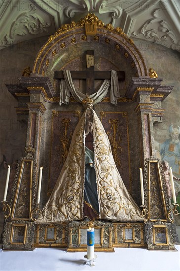 Altar of Mary in the parish church of St. Benedict
