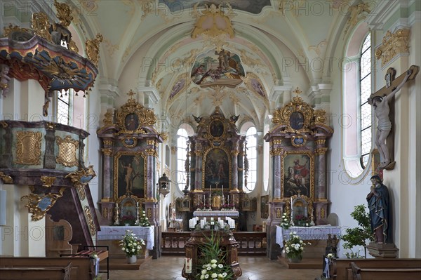 Chancel in Wilparting pilgrimage church