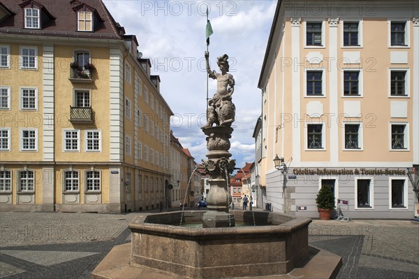 Georgsbrunnen fountain