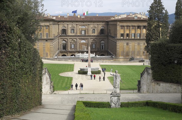 Giardino di Boboli with the Palazzo Pitti