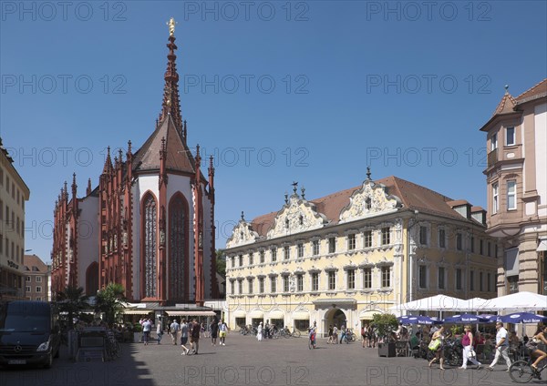 Marienkapelle and Haus zum Falken