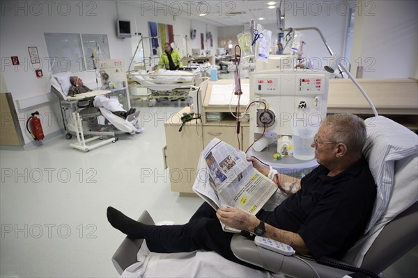 Patient during outpatient dialysis in the dialysis center of the Dominikus Krankenhaus hospital