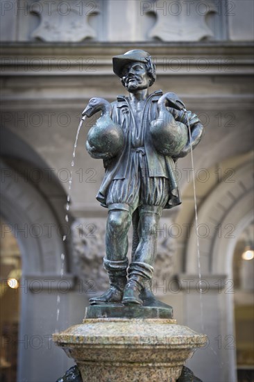 Gansemannchenbrunnen or Gooseherd Fountain