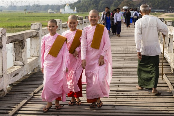 Nuns on U-Bein Bridge