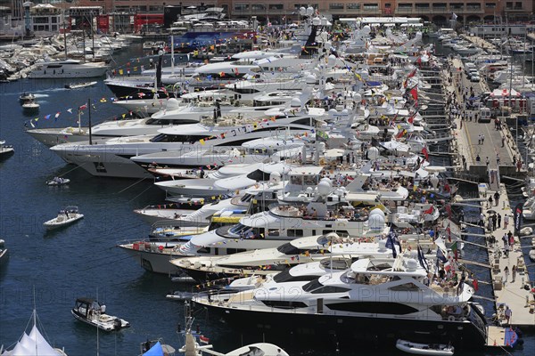 Port Hercule with yachts