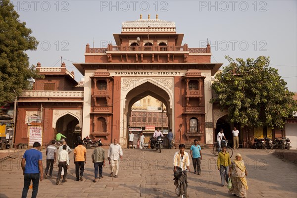 Gateway to the Sardar marketplace Cirdikot