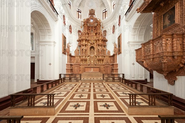 Altar of the Cathedral of St. Cajetan