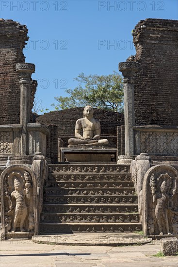 Buddha statue