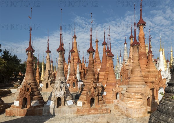 Stupas of Shwe Inn Thein Paya