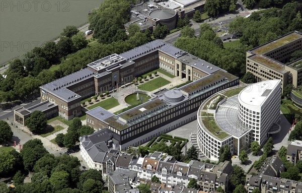 Ehrenhof complex with Kunst-Palast museum and NRW-Forum Kultur und Wirtschaft