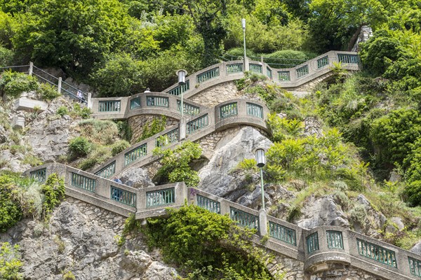 Steps to the Schlossberg