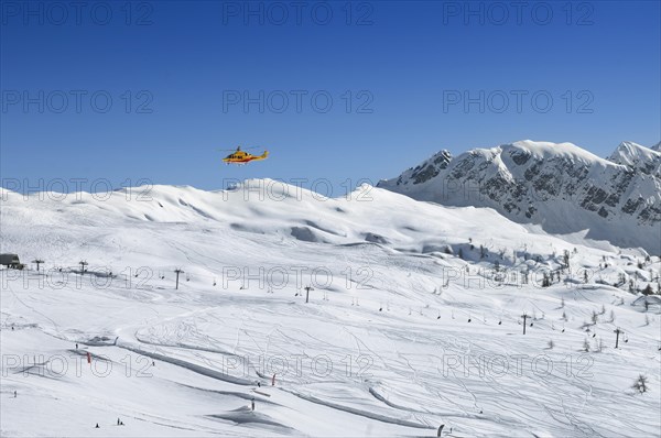 Rescue helicopter at Alpe Tognola