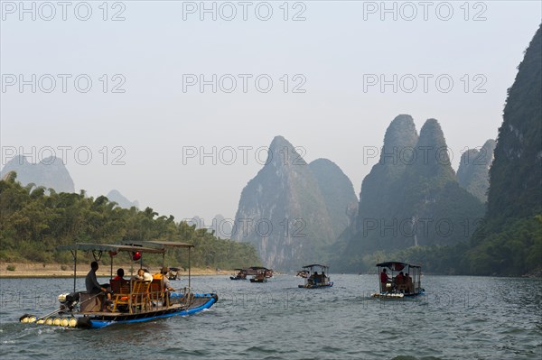 Simple rafts on the river