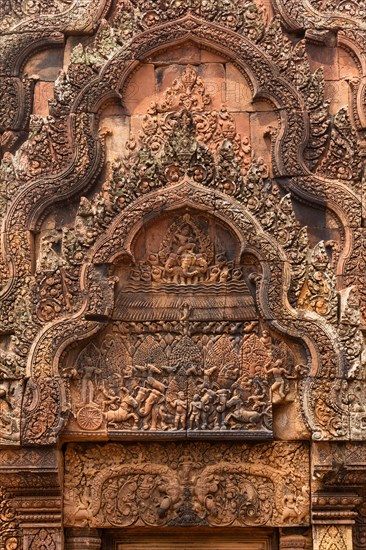 Bas-relief at the entrance of the northern library