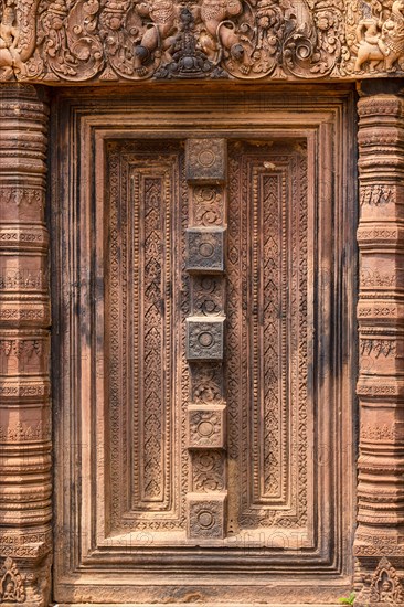 Bas-relief at the entrance of a library next to the Prasat