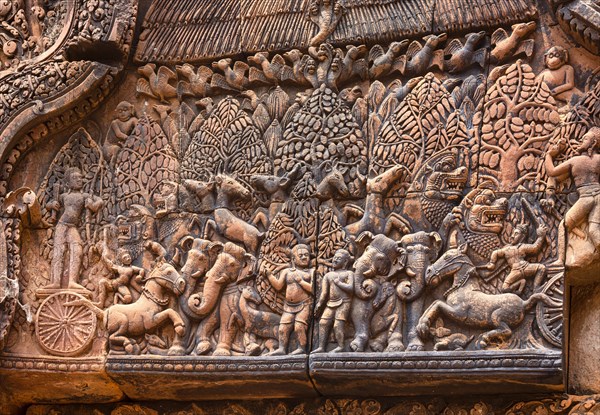 Bas-relief at the entrance of the northern library