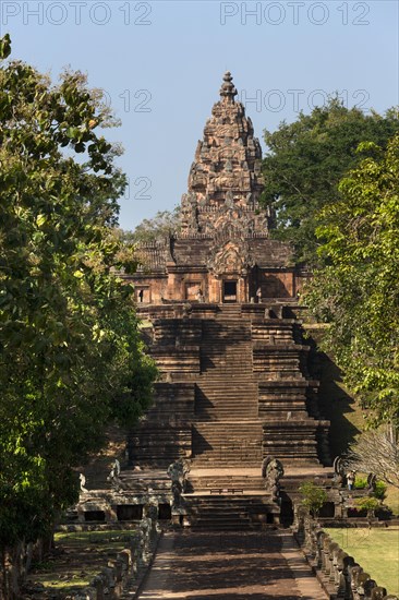 Processional path and Naga staircase to Prasat Hin Khao Phanom Rung