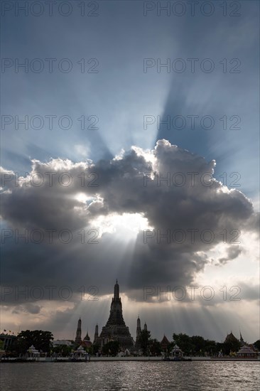 Hole in the clouds