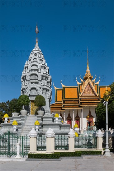 Stupa of Princess Kantha Bopha in front of the Silver Pagoda in the Royal Palace District