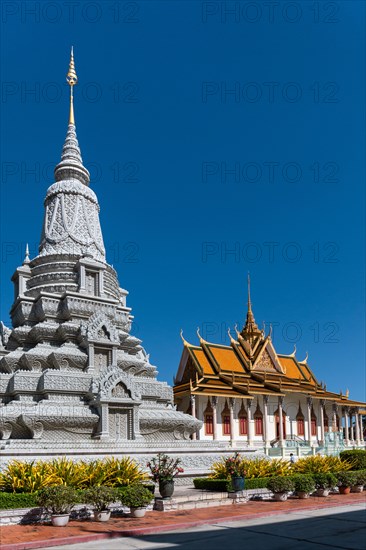Stupa of King Norodom Suramarit in front of the Silver Pagoda in the Royal Palace District