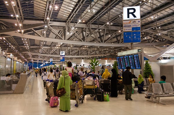 Check-in hall