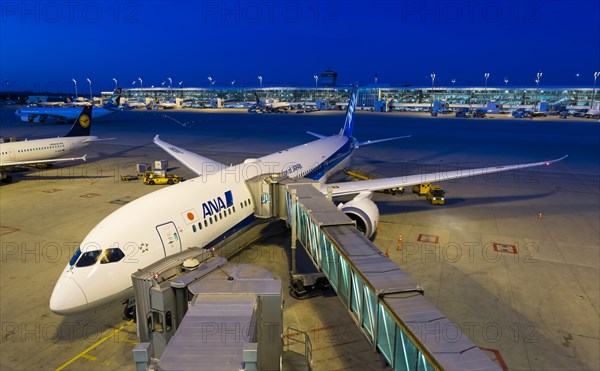 A Boeing 787-9 Dreamliner of the airline ANA at Terminal 2 at Munich Airport