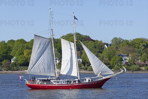 Sailboat "Eldorado"