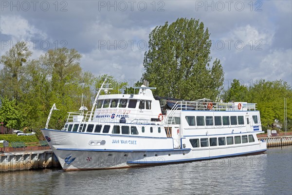 Excursion boat at the port