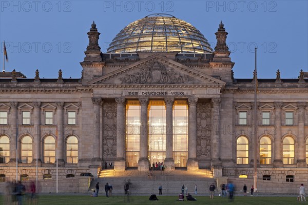Reichstag parliament at dusk