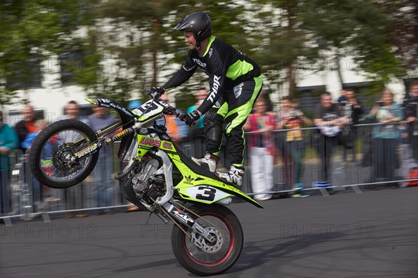 Motorcycle stuntman Mike Auffenberg during the ADAC motorbike startup day