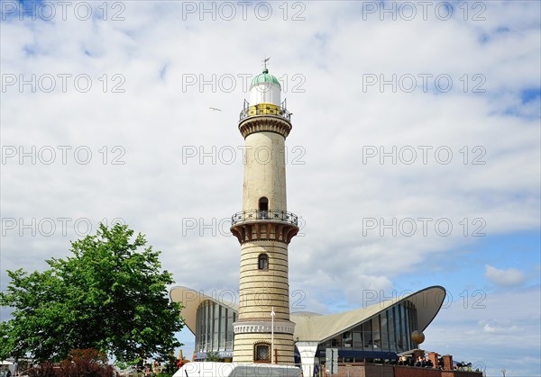 Lighthouse with Cafe Teepott