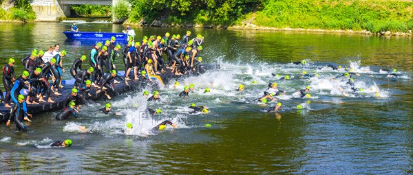 Einstein triathlon