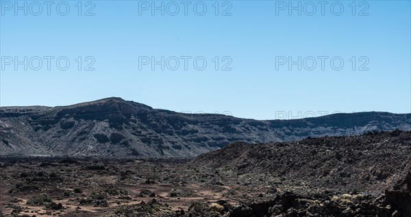 Volcanic landscape surrounding the Pico del Teide