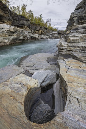 Rocks on the Abiskojakka river